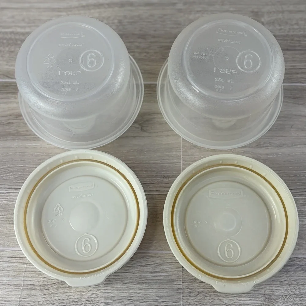 Rubbermaid Servin Saver 1 Cup #6 Set Of 2 Food Storage Round Container Lid Vtg